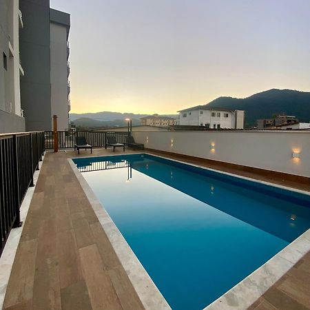 Ap No Centro Piscina E Churras Ubatuba Exterior foto