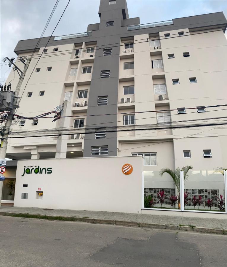 Ap No Centro Piscina E Churras Ubatuba Exterior foto